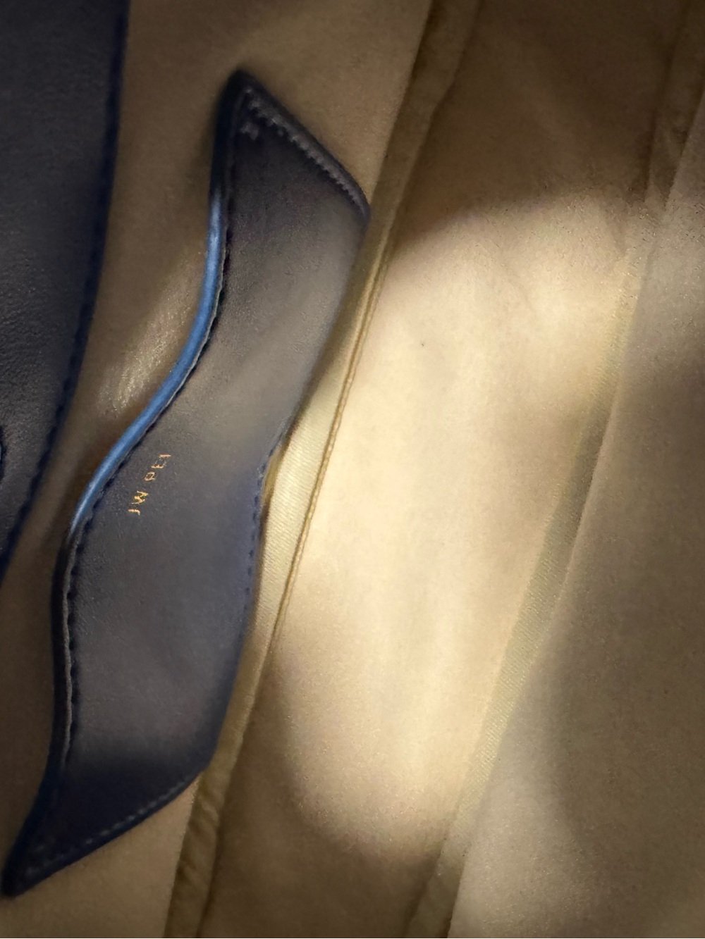 Your color choice of Jw Pei gabby bag - Picture 4 of 11